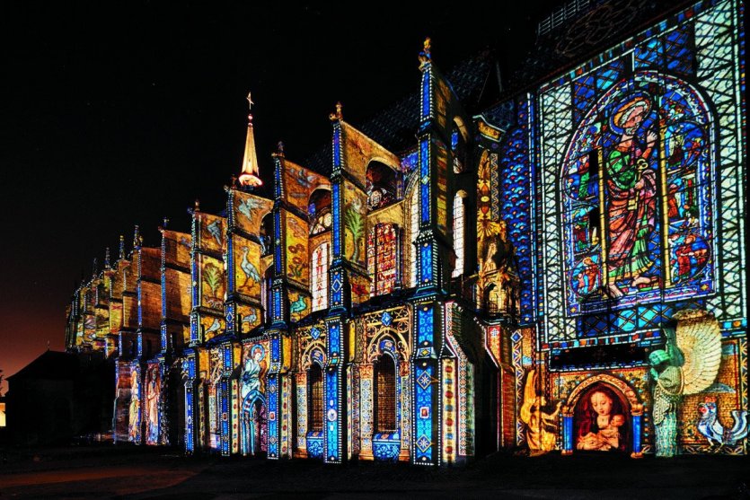Eglise Saint-Pierre a Chartres, ancienne abbaye benedictine gothique avec vitraux du XIVe siecle