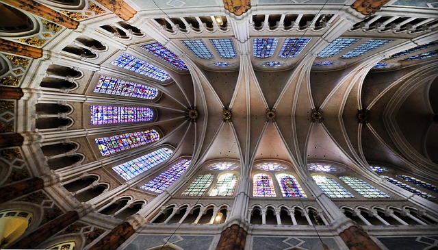 Cathédrale Notre-Dame de Chartres, chef-d'œuvre gothique inscrit au patrimoine mondial de l'UNESCO
